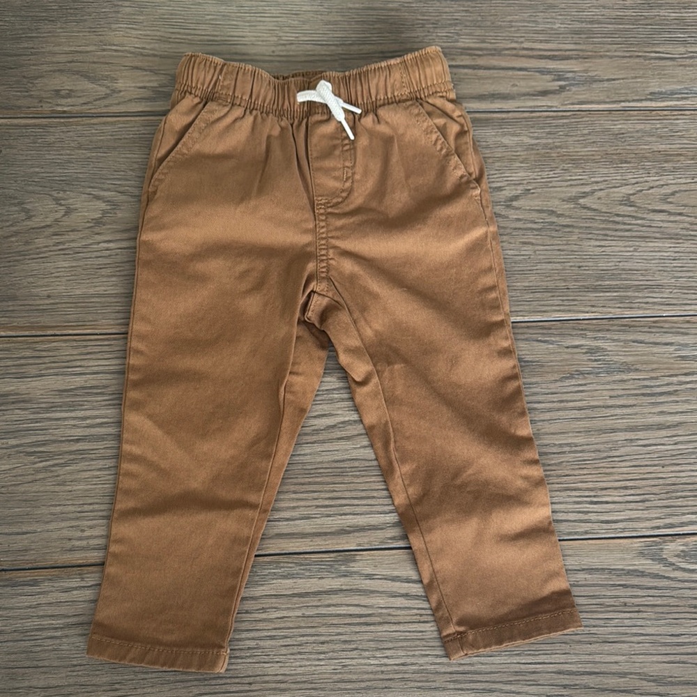*NWOT* old navy boys tapered pull on khaki pants